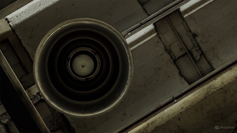 e4da3b7fbbce2345d7772b0674a318d5